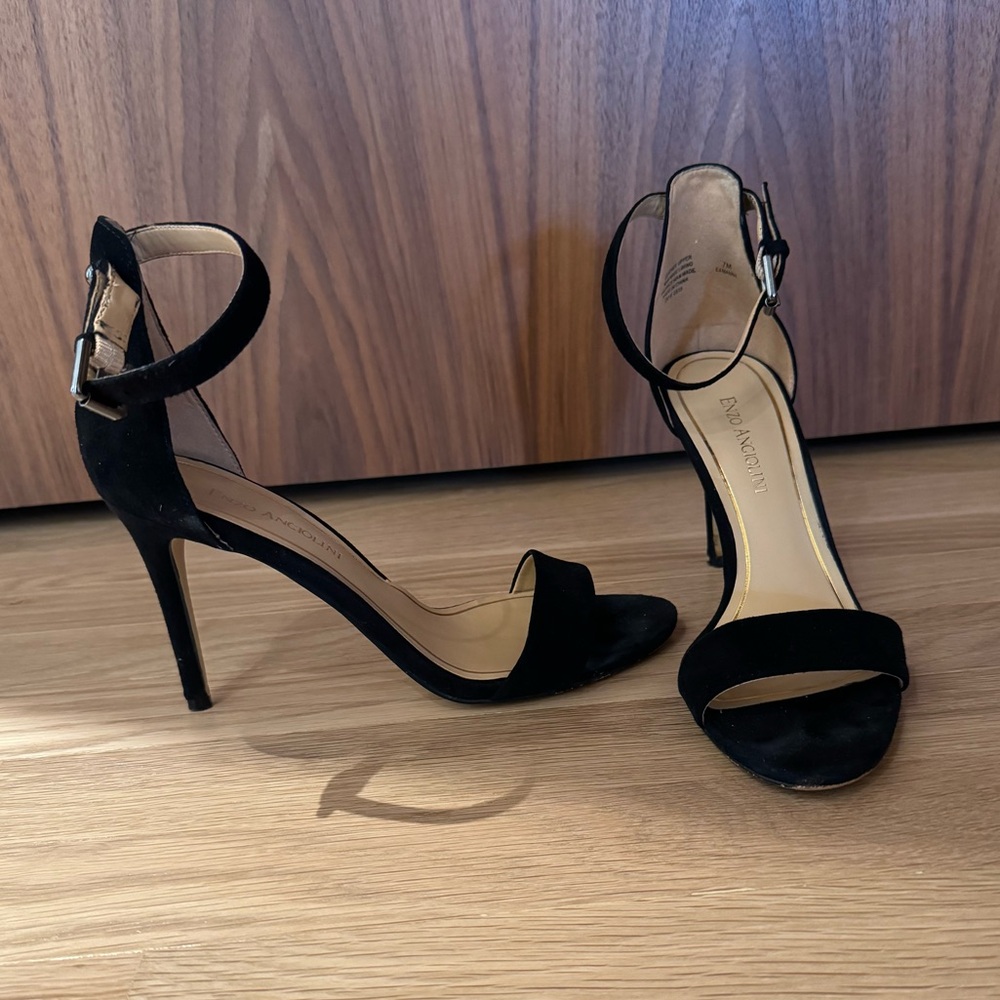 Enzo Angiolini black suede sandals, size 7 - Picture 2 of 10